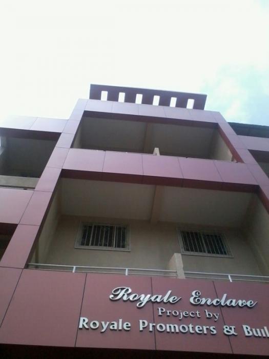 Royale Enclave - Banner Image