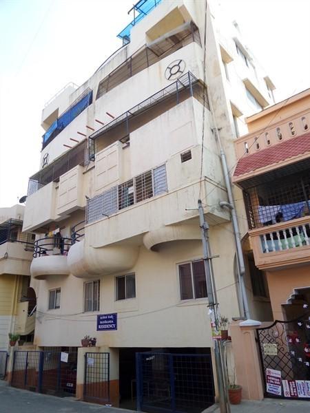 Manikanda Residency - Banner Image
