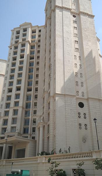 Hiranandani Rodas Enclave Woodpark in Thane Amenities, Layout