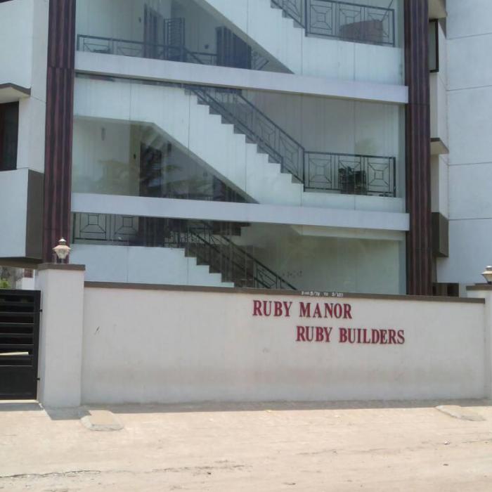 Ruby Manor - Banner Image