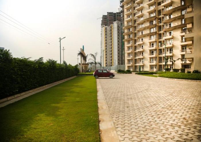 Supertech Regina Tower - Project Photo