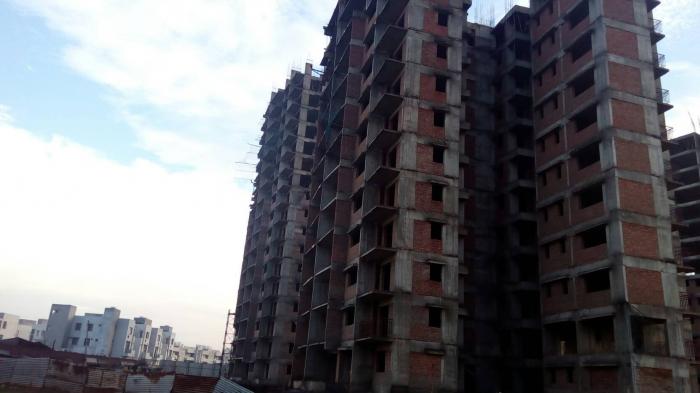 Universal Aura - Under Construction