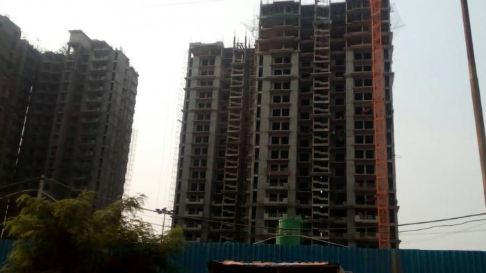 JM Florence - Under Construction