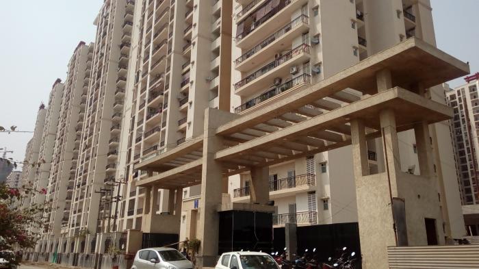 Antriksh Golf View - Under Construction