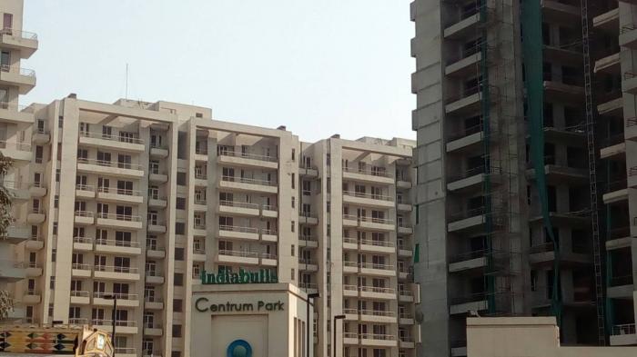Indiabulls Centrum Park - Under Construction