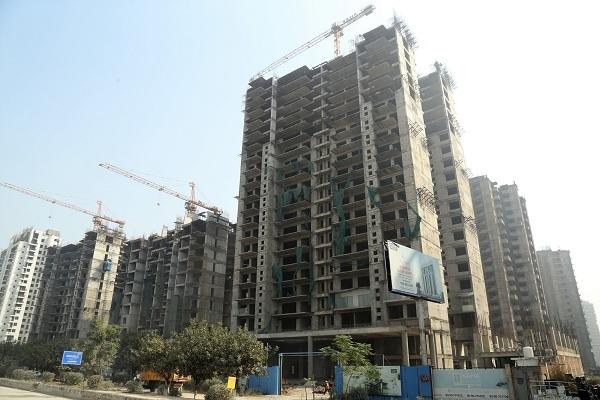 Saha Amadeus - Under Construction