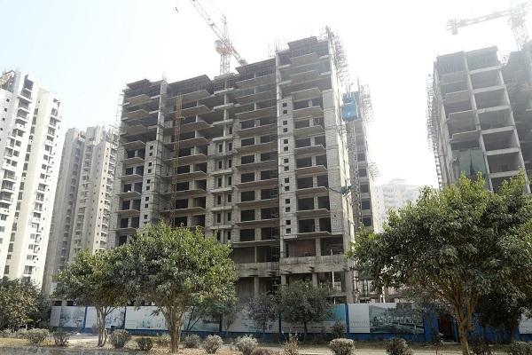 Saha Amadeus - Under Construction