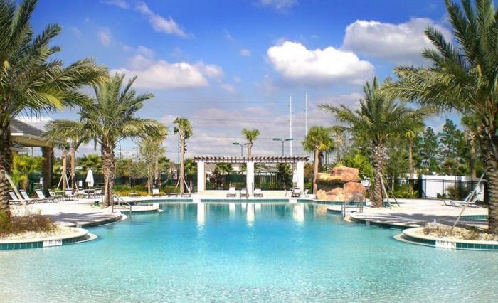 Avalon Elysium - Out Door Swimming Pool