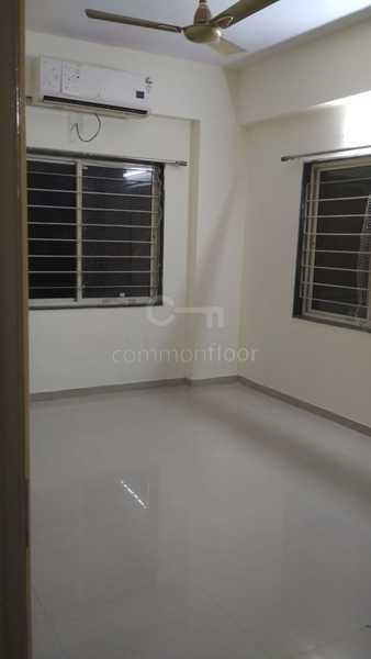 Sun Square Apartment - Project Photo