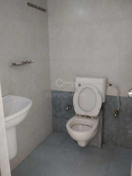 Sun Square Apartment - Project Photo