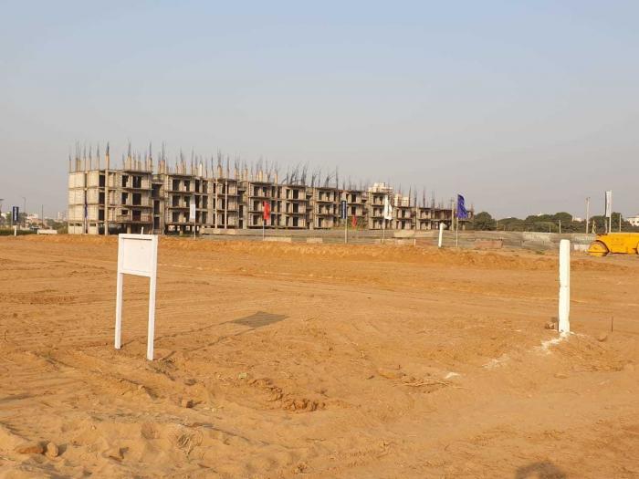 Supertech Hill Town Plot - Banner Image