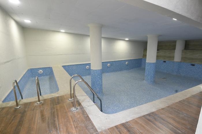 Gravity One Viaana - In Door Swimming Pool