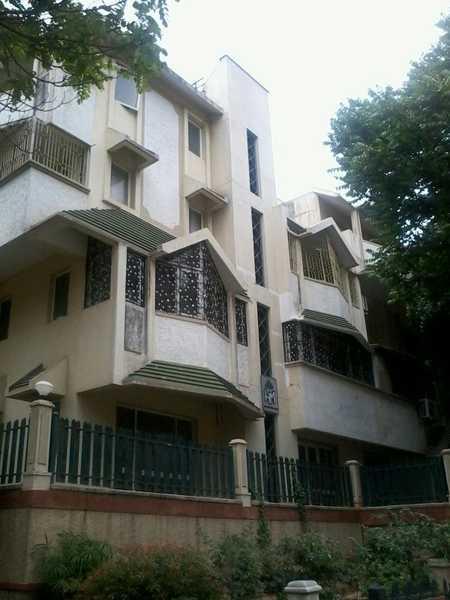 HM Grenville - Banner Image