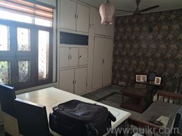 3 BHK rent BuilderFloor in Ashok Vihar, Delhi