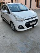 Used Hyundai Grand i10 2015 Model Images