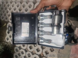 Mahindra xuv700 wheel bolt set original 