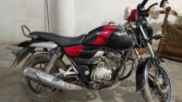 Used Bajaj V15 2016 Model Images