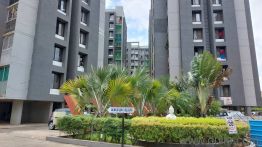 2 BHK 1200 Sq. ft Apartment for rent in Chala, Vapi