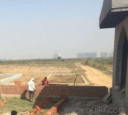 900 Sq. ft Plot for Sale in Pari Chowk, GreaterNoida