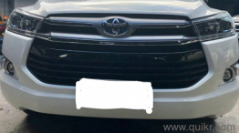 Used Toyota Innova Crysta 2017 Model Images