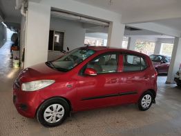 Used Hyundai i10 2011 Model Images