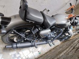 Used Royal Enfield Classic Gunmetal Grey 2023 Model Images