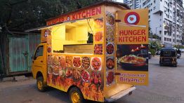 Food truck with kitchen 