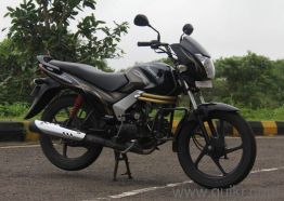 Used Mahindra Centuro 2013 Model Images