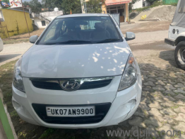 Used Hyundai i20 2012 Model Images