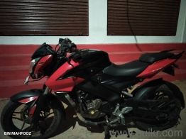 Used Bajaj Pulsar NS200 2014 Model Images