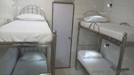 4+ BHK PG Apartment for Women  in Bandra West, Mumbai